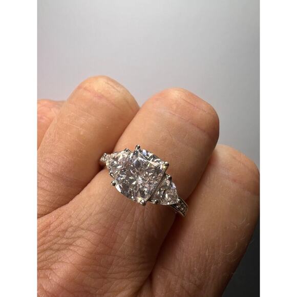 White cubic zirconia platinum over sterling silver ring size 9 - Picture 9 of 11